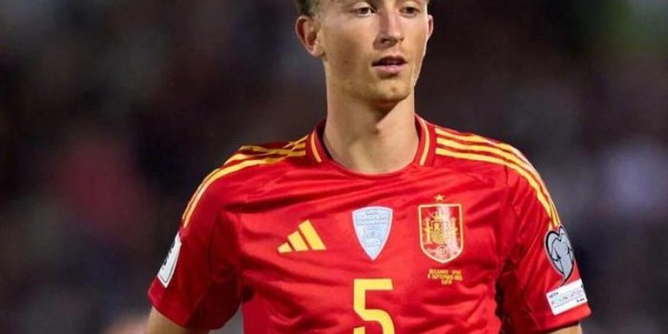 开云下载-赫伊森对阵保加利亚触球116次传球成功率94%