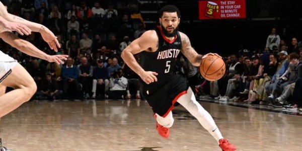 火箭不会执行顶薪控卫的球队选项，但他们依然会与他续签长约？