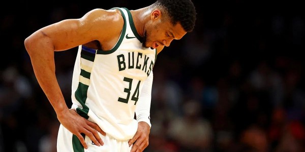 被批不思进取？字母哥转发记者言论：从未加入超级球队却已夺冠